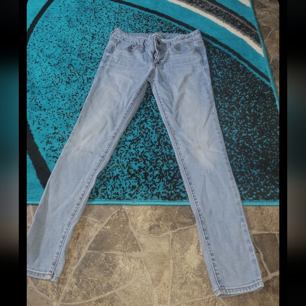 American Eagle Super Stretch Jeana Size 6